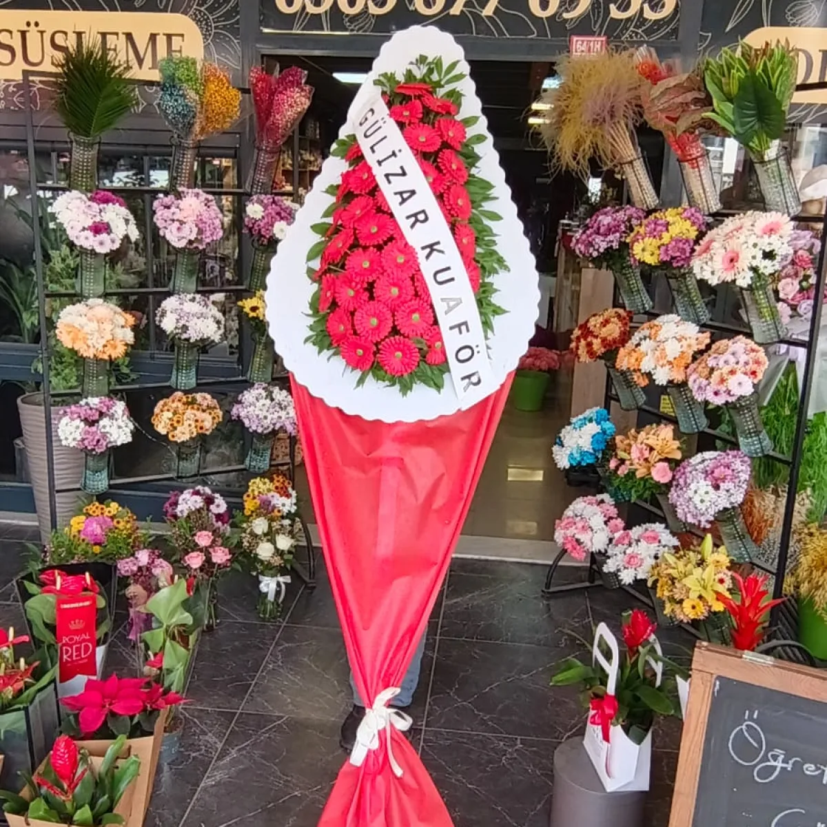 Kırmızı Gerbera Prestij Açılış Çelengi