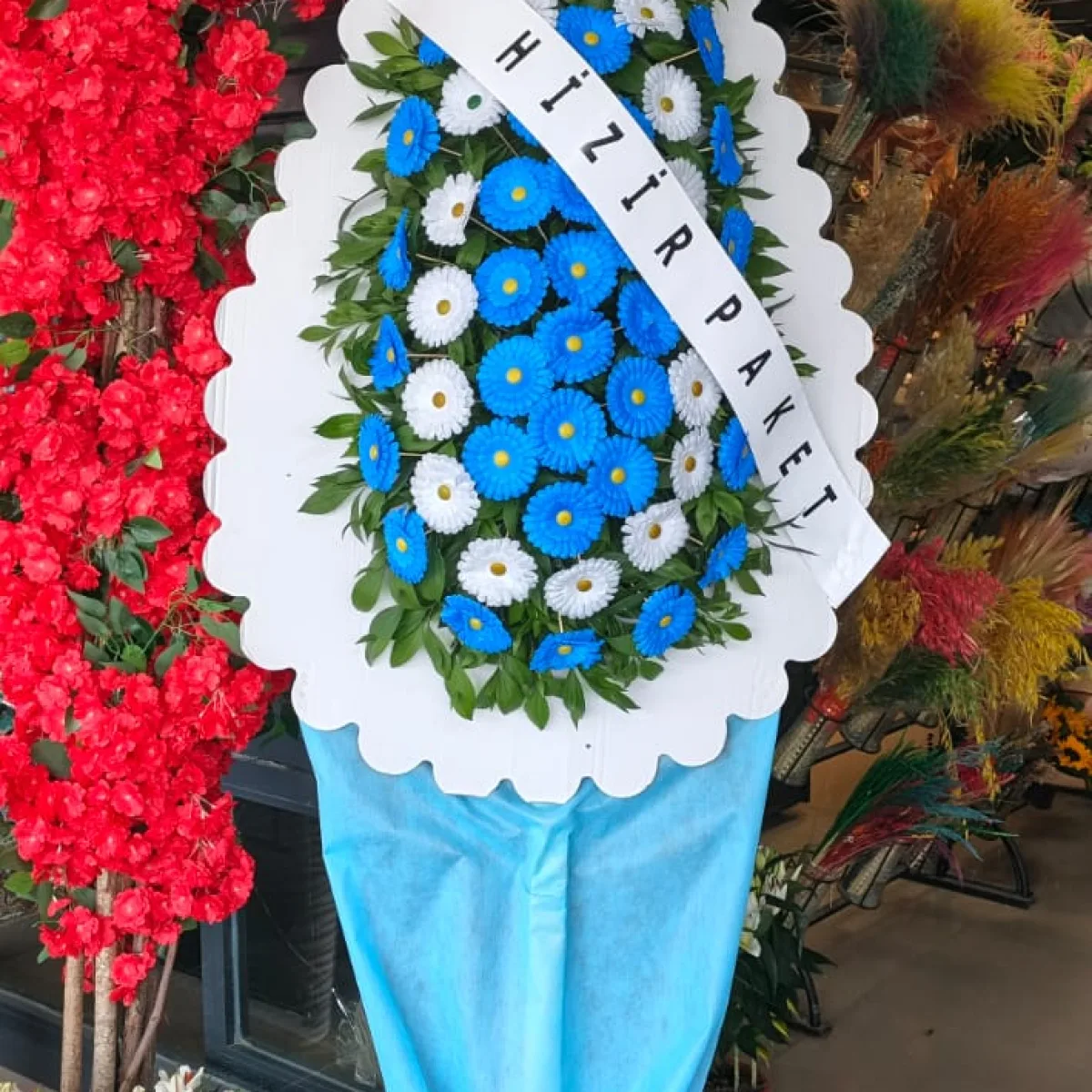 Mavi Beyaz Gerbera Özel Tasarım Açılış Çelengi